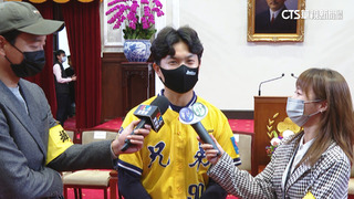 「眾兄弟」入府好歡樂　江坤宇被總統喊「小可愛」