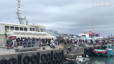 連假出遊潮！　2千人出航綠島.小琉球估5天破萬人