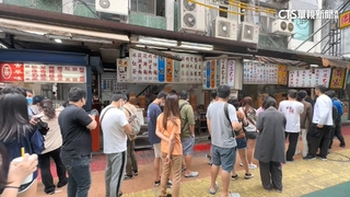 連假Day3！　人潮搶出遊　名店小吃爆滿排長龍