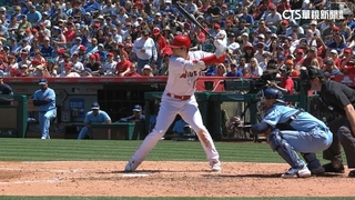 大谷開轟棒打「學長」　終於戴上慶祝武士頭盔！