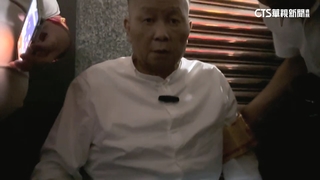 大甲媽起駕遶境　董事長顏清標體弱仍親自扶轎