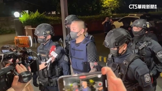 弘仁會幹部鯨魚　靠「假名人詐騙」賺暴利