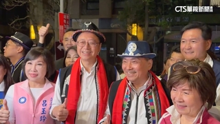 侯友宜訪桃「跨出本命區」　讚郭台銘是優秀人才