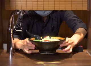 日本一蘭拉麵「1隱藏優惠」家長嗨翻 網笑： 忠實粉絲養成計畫通