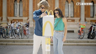 米蘭設計週秀創意！　速食外帶包裝盒「可折成桌」