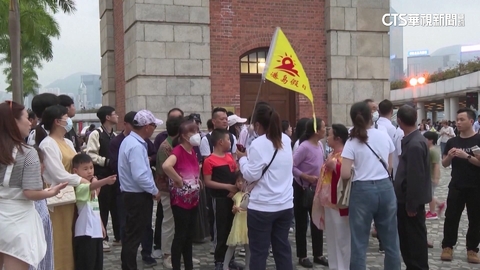 赴港旅遊人數超過台灣五倍！　網友：都是中國客