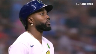 開轟慶祝太囂張？！　Arozarena連挨兩記觸身球