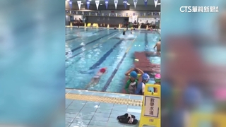 愛女上游泳課溺水　家長怒無救生員　運動中心：有配置