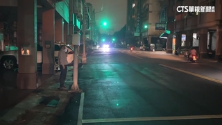 路燈漆黑「只剩月光」　高雄夢時代周邊大停電