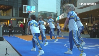 不輸年輕人！　NBA特別啦啦隊表演獲滿堂彩
