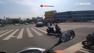 騎士等紅燈衰遭幽靈車撞　追！車禍後滑行又肇禍