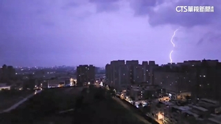 桃園雨彈伴隨雷擊「逾萬戶停電」　上午7時半復電