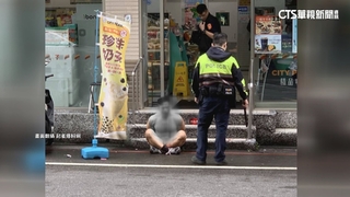 肌肉男「大鬧超商」怒吼毆警　民眾驚：真人版浩克？
