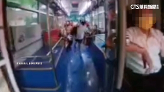 公車起步乘客滑倒受傷　駕駛PO網控遭討3萬賠償