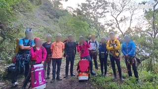 空拍深潭發現2遺體　飛龍瀑布溯溪團意外4死1失蹤