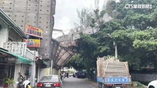 瑪娃外圍環流颳強陣風　彰化工地鷹架倒塌