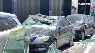 南台強風威力強　屏保齡球館玻璃掉落砸三車