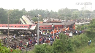 印度近20年最慘烈火車對撞　死傷近1300人