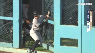 「法官」Judge攻守猛！　「撞門接殺」全場驚呼