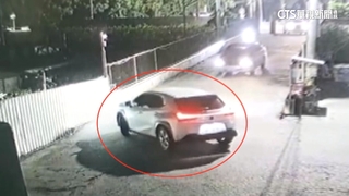 扯！跨縣市偷車逃逸遭警圍捕　追撞4警車釀2傷