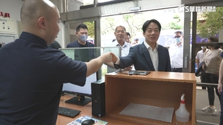 警察節互別苗頭！　賴慰勉員警　侯推「戰警影片」