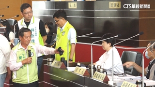 議員送「假手榴彈」質詢　盧秀燕拒收嚴正警告