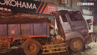 砂石車半夜衝民宅　議員曝「和新北工程有關」