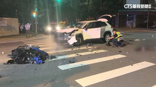 零件四散！與多元計程車衝撞　外送員不治