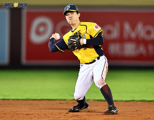 全壘打大賽名單公布！非「重砲手」江坤宇入選 同時首度成為人氣王