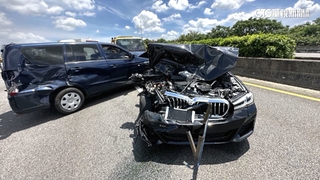 國道6車連環撞　中市議員陳清龍新車被撞爛