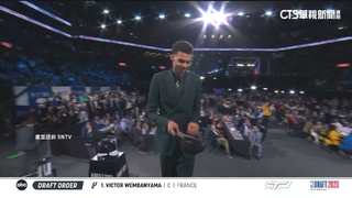 「法國怪物」狀元郎！　Wembanyama獲馬刺第1指名