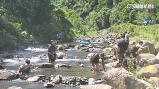 南台灣好熱！　阿里山.屏東野溪湧入避暑人潮