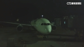 長榮班機更換零件卡日本　338人遭延誤