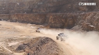 F1車手駕怪物卡車對決！　　奧地利礦山競速