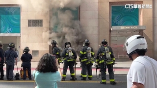 初判變電箱走火　紐約蒂芬妮旗艦店火災2傷