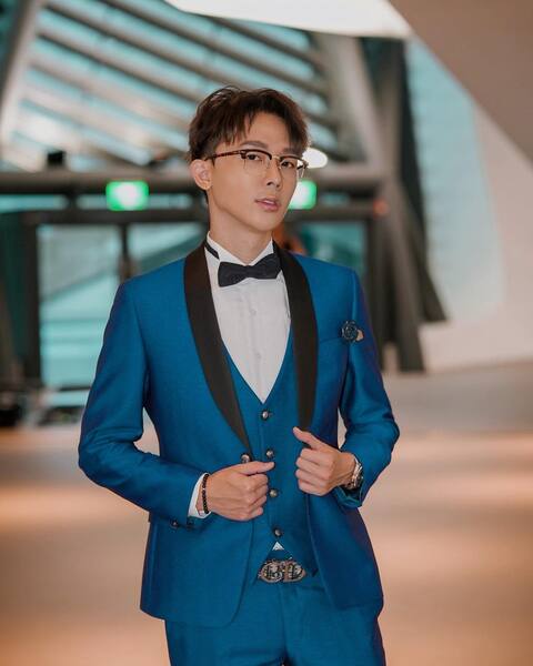 百萬網紅酷炫陷爭議! 星宣列罪狀:偷拍女星、網紅性愛片