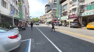 百米內若有斑馬線　行人偏離違規可罰500元！