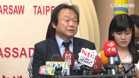 柯P演唱票比「防彈少年」貴 王世堅:他是「防彈阿伯」