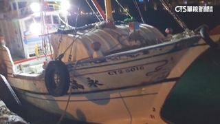 澎湖漁船.半潛艇對撞　遊客嚇得大聲尖叫