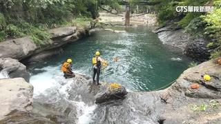 7國中生桃園小烏來戲水　3溺水送醫2命危