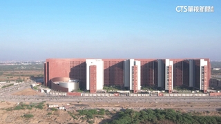 超越美國五角大廈　「全球最大辦公樓」印度落成