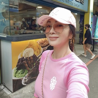 陳美鳳曬20歲比基尼辣照！狂吸7萬網友按讚：真的無敵