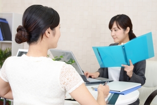 她私事全跟同事講　「關係惡化後」超後悔　網嘆：哪天被捅都不知道