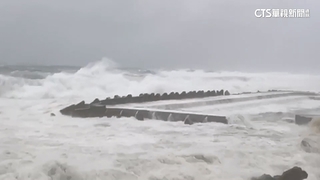 小琉球浪高逾7公尺！　氣象局發布巨浪警戒