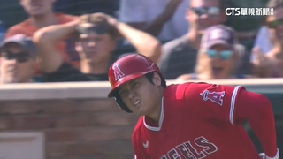 雙重賽「神表現」太操！　大谷「扶腰」跑壘引關注