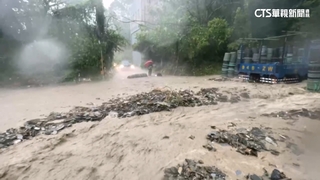 暴雨狂炸！　「廬山溫泉」土石流灌進飯店慘遭淹沒