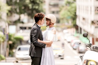 劉奕兒難忘與張立昂穿婚紗騎摩托車趕場畫面《鬼之執行長》明播出完結篇