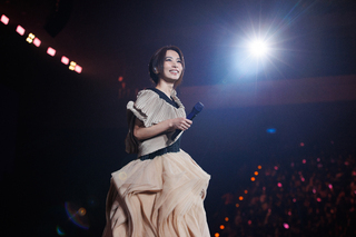 破天荒！演唱會粉絲敲碗安可成功　田馥甄寵粉清唱《替我愛你》、《餘波盪漾》