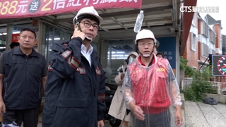 雷雨炸高雄！市民求放豪雨假　陳其邁：可研議