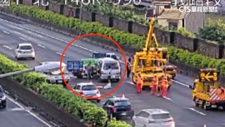 國1苗栗銅鑼段連兩件車禍9傷　1駕駛一度受困